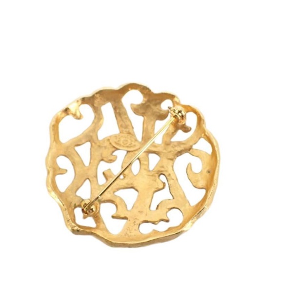 Euc Vintage CHANEL Filigree Gold Brooch CC Pin With COA - Picture 2 of 7
